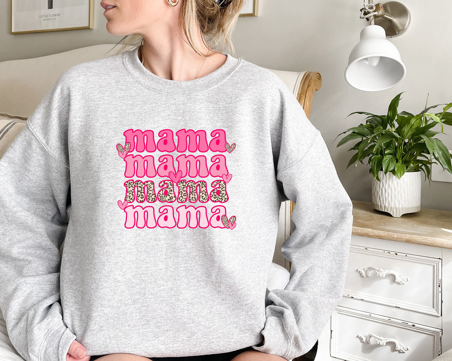 Mama Sweatshirt, Valentines Day sweathirt,Pregnancy announcement,Mama Valentine Shirt,new mom gift,Cute Valentines Sweat,Mothers day gift
