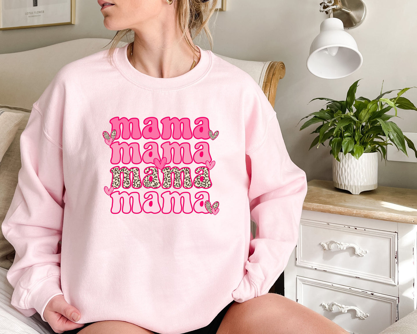 Mama Sweatshirt, Valentines Day sweathirt,Pregnancy announcement,Mama Valentine Shirt,new mom gift,Cute Valentines Sweat,Mothers day gift