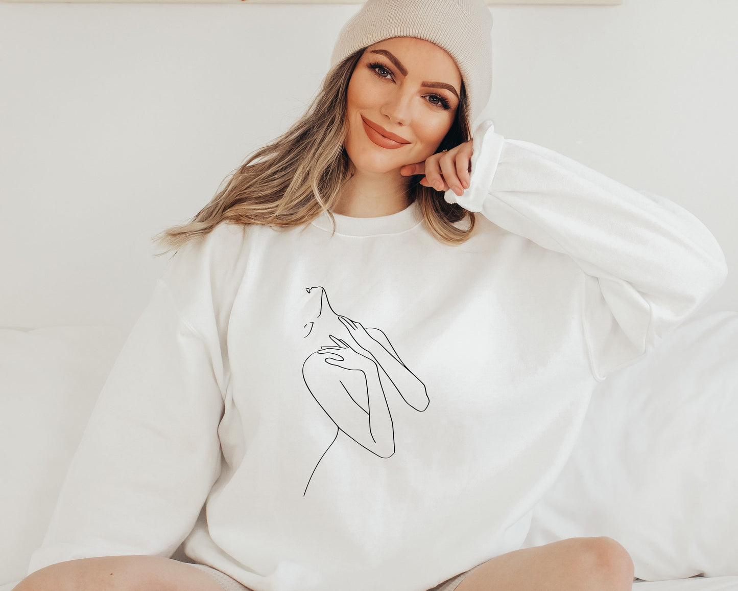 Woman Line Art Sweatshirt, Female Figure Line Art T-Shirt, Naked Woman Shirt,Minimal woman tee,Abstract Woman Body TShirt, Minimal Woman Tee