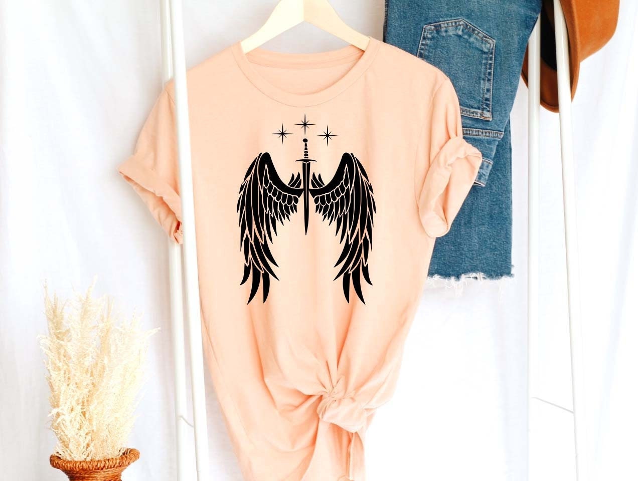 ACOTAR Bat Boys Sweatshirt, The Night Court Shirt, Illyrians of the Night Court, A Court of Thorn and Roses Court, Cassian general comander