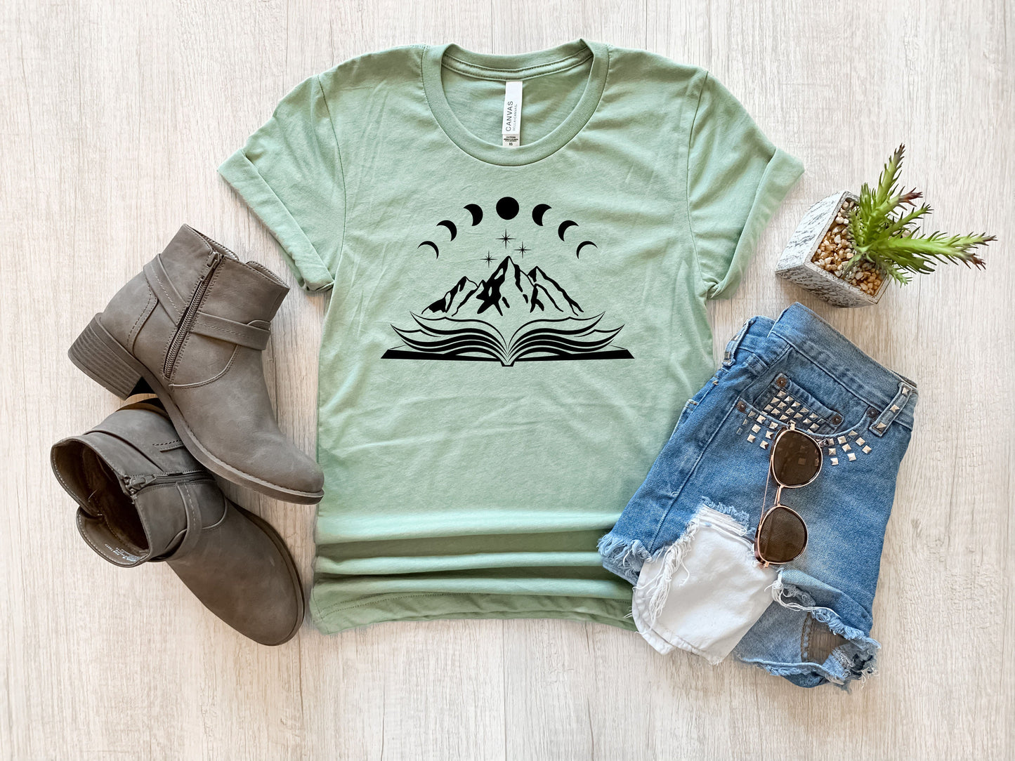 Velaris Book Tshirt,Night Court Sweatshirt,Bookish Merch Shirt,Sarah J Maas tshirt,A Court Of Thorns And Roses,Acotar Velaris Gift