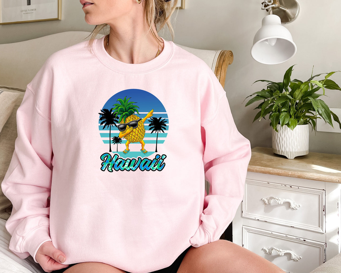 Hawaii State Sweatshirt, Hawaii Sweatshirt, Hawaii Shirt, Hawaii Sweater, Hawaii Mama, Hawaii Tshirt, Hawaii Crewneck, Hawaii Mom