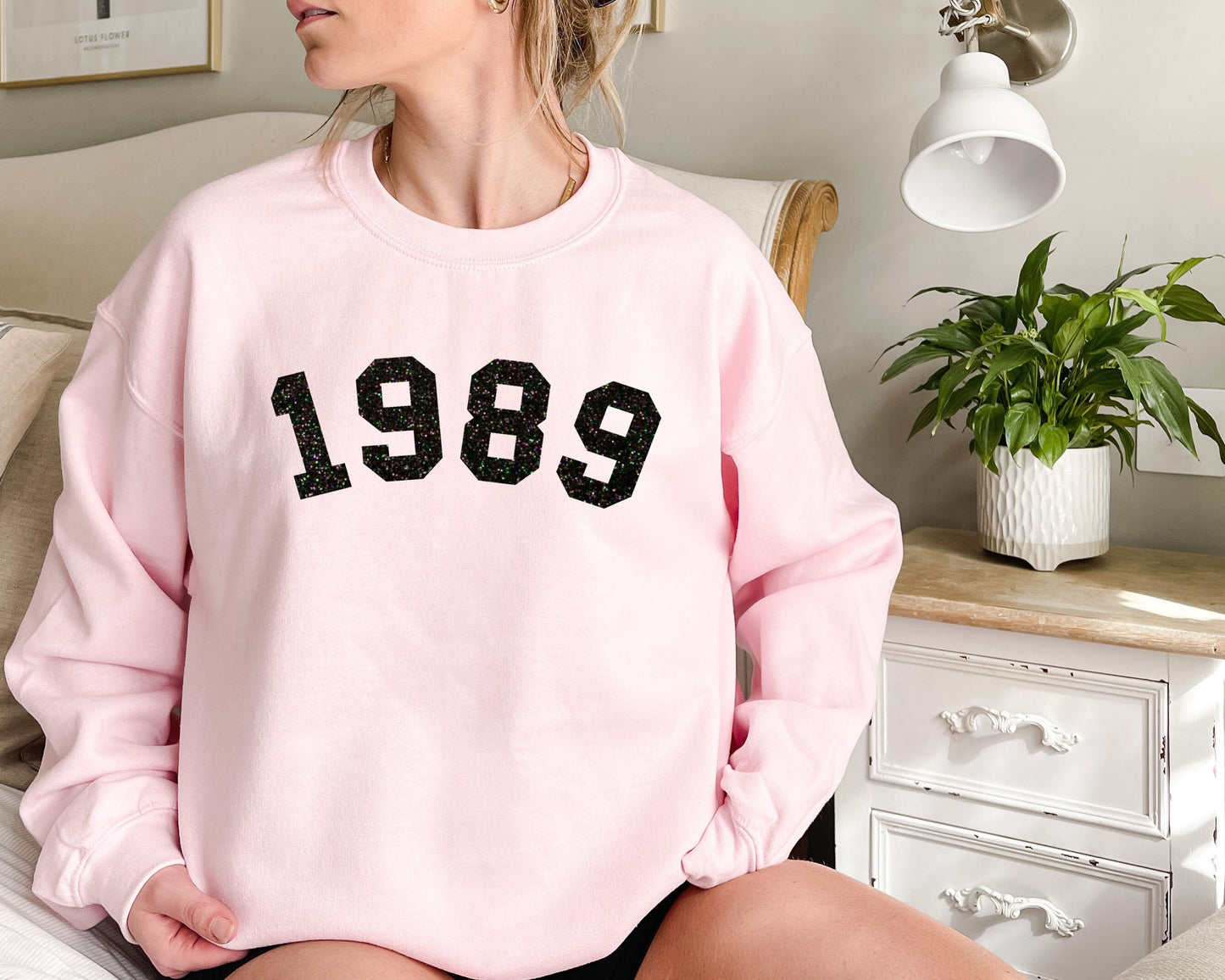 CUSTOM YEAR Glitter Design Sweatshirt, Glitter Birthday Sweatshirt, 1973 Sweatshirt, 1978 Birth Year Gift, 1999 Birth Year Gift, Glitter