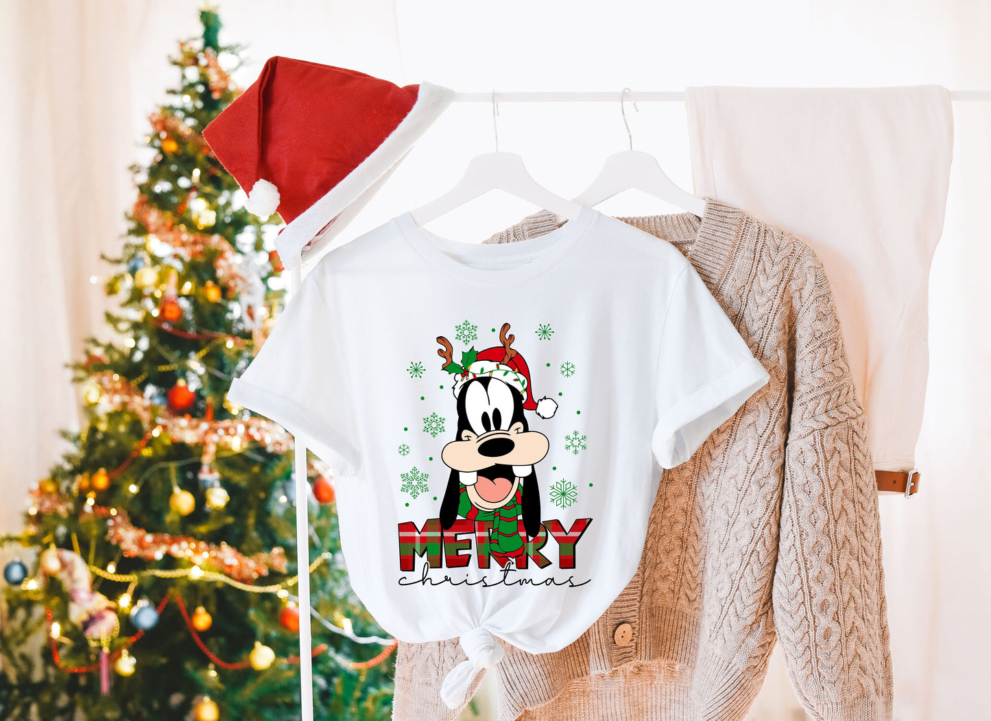 Disney Character Christmas shirt,Family Christmas Matching shirt, Custom Disneyland Christmas Shirt,Disney Christmas Gift,Christmas Shırt