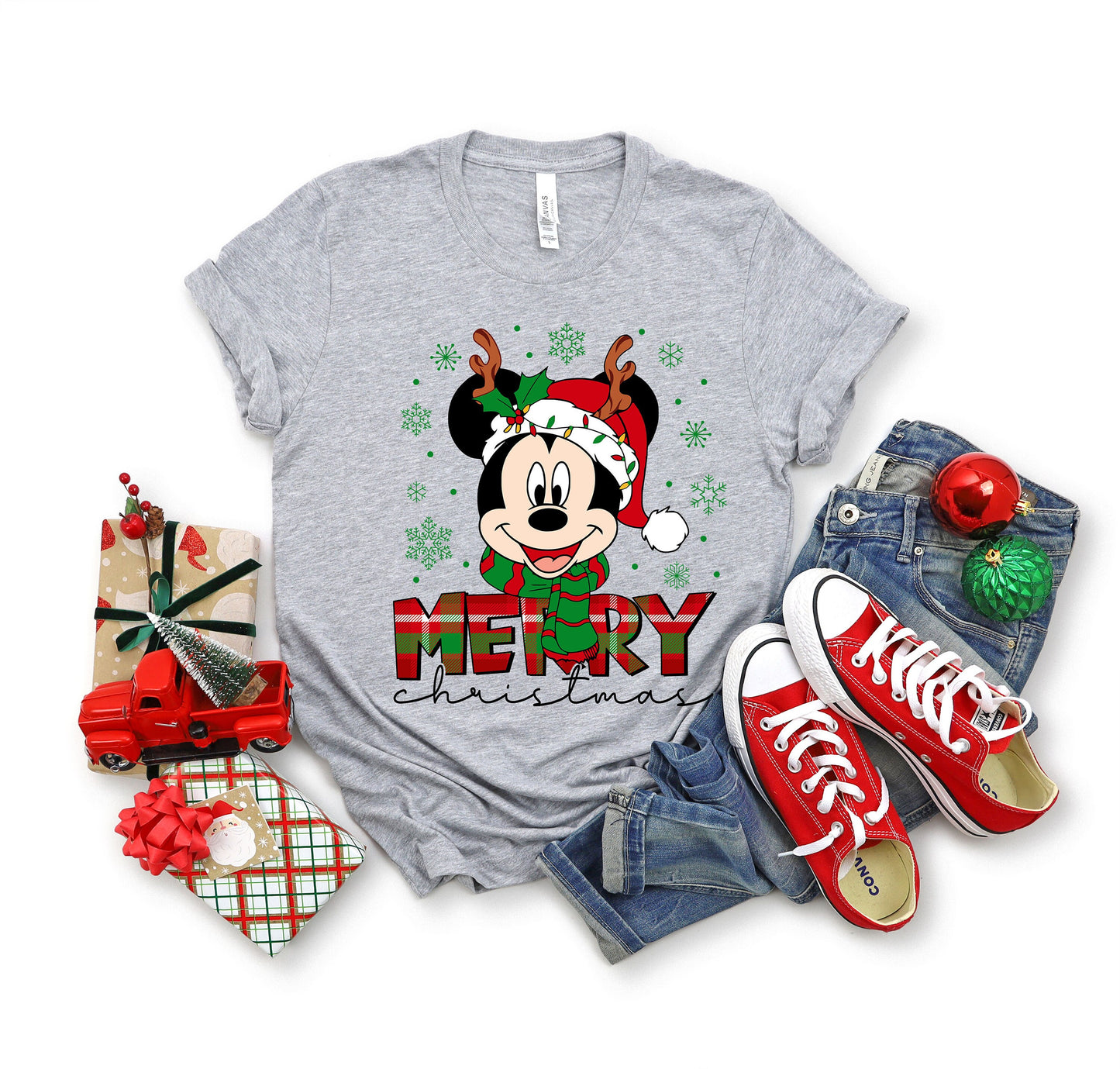 Disney Character Christmas shirt,Family Christmas Matching shirt, Custom Disneyland Christmas Shirt,Disney Christmas Gift,Christmas Shırt