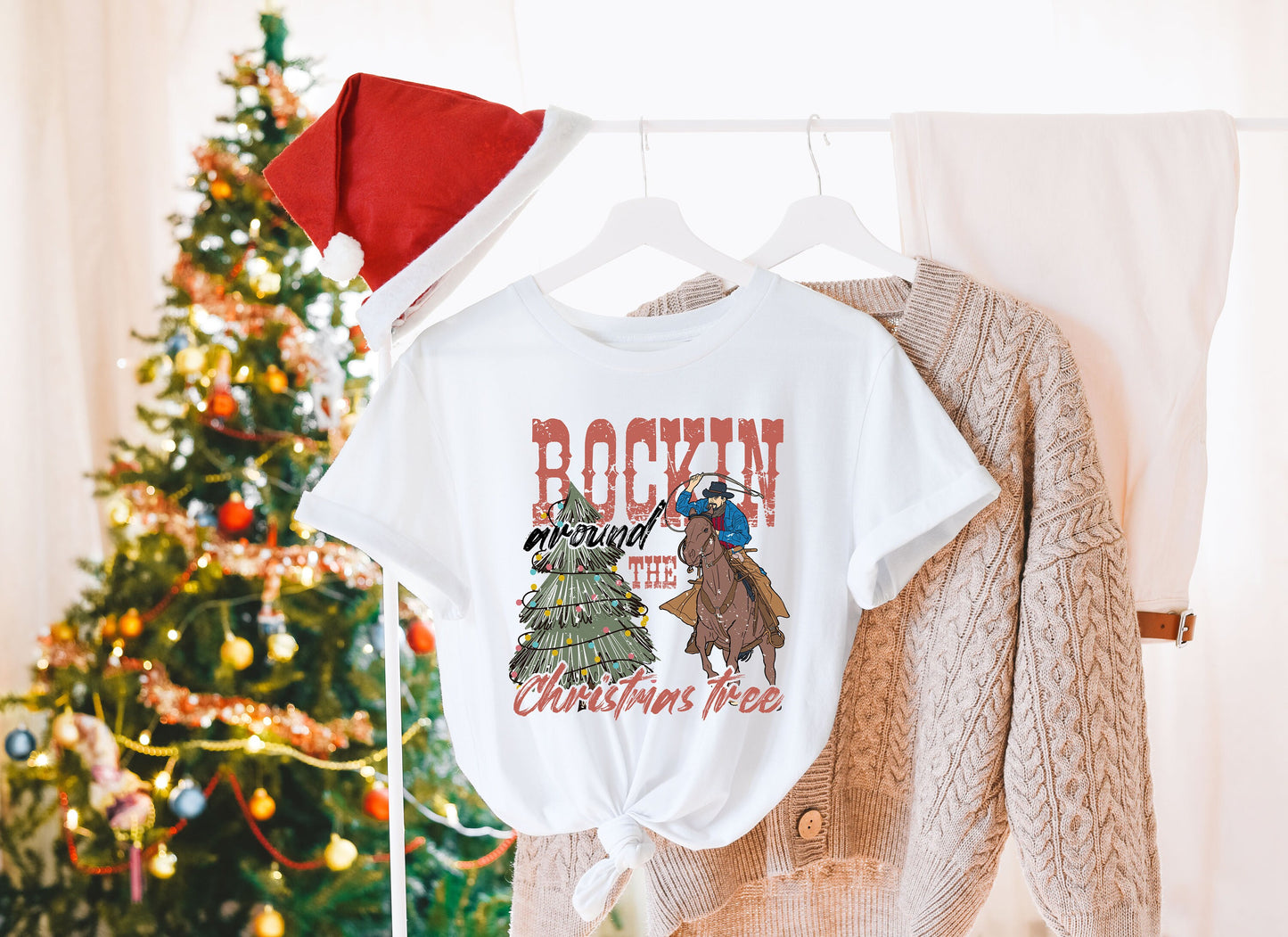 Rockin Around The Christmas Tree Shirt,Christmas Song Tee,Santa Shirt,Xmas Sweatshirt,Cozy Sweatshirt,Country Chrıstmas,Chrıstmas Gıft,XMAS