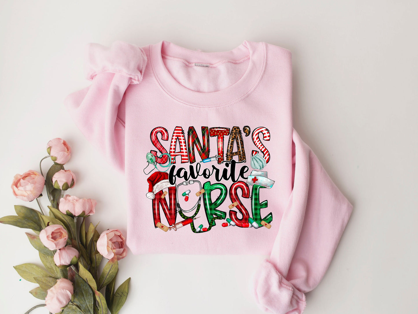 Santa's Favorite Nurse Sweatshirt,Nurse Shirt,Nurse Life Shirt, Cute Santa Tee,Christmas Shirt, Merry Christmas Shirt,Holıday Shırt,Xmas Tee