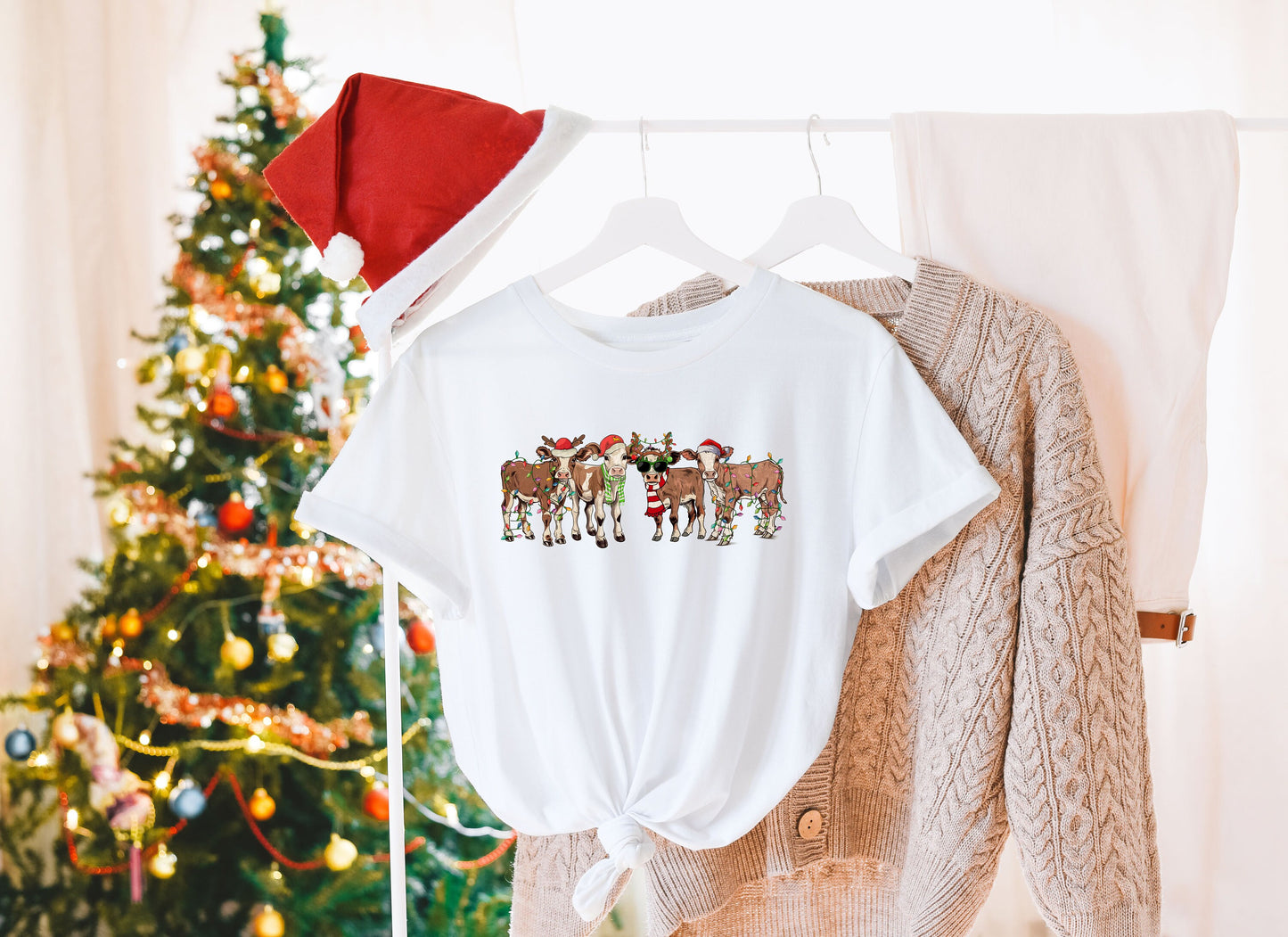 Christmas Cow Shirt,Christmas Sweatshirt,Farm Christmas Shirt,Cow Santa Sweatshirt,Christmas Santa Claus Shirt, Christmas Family Shirt,XMAS