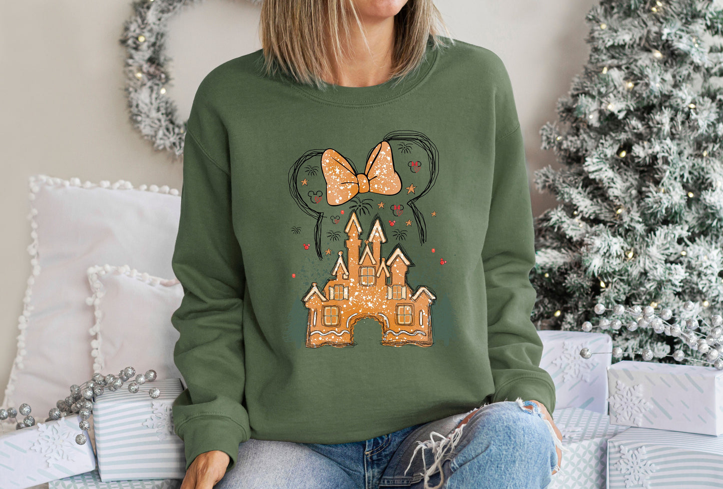 Disney Christmas Sweatshirt,Disney Christmas Family Matching Shirt,Minnie Shirt,Disney Holiday Shirt,Magic World Shirt,Dısney Shırt,Xmas